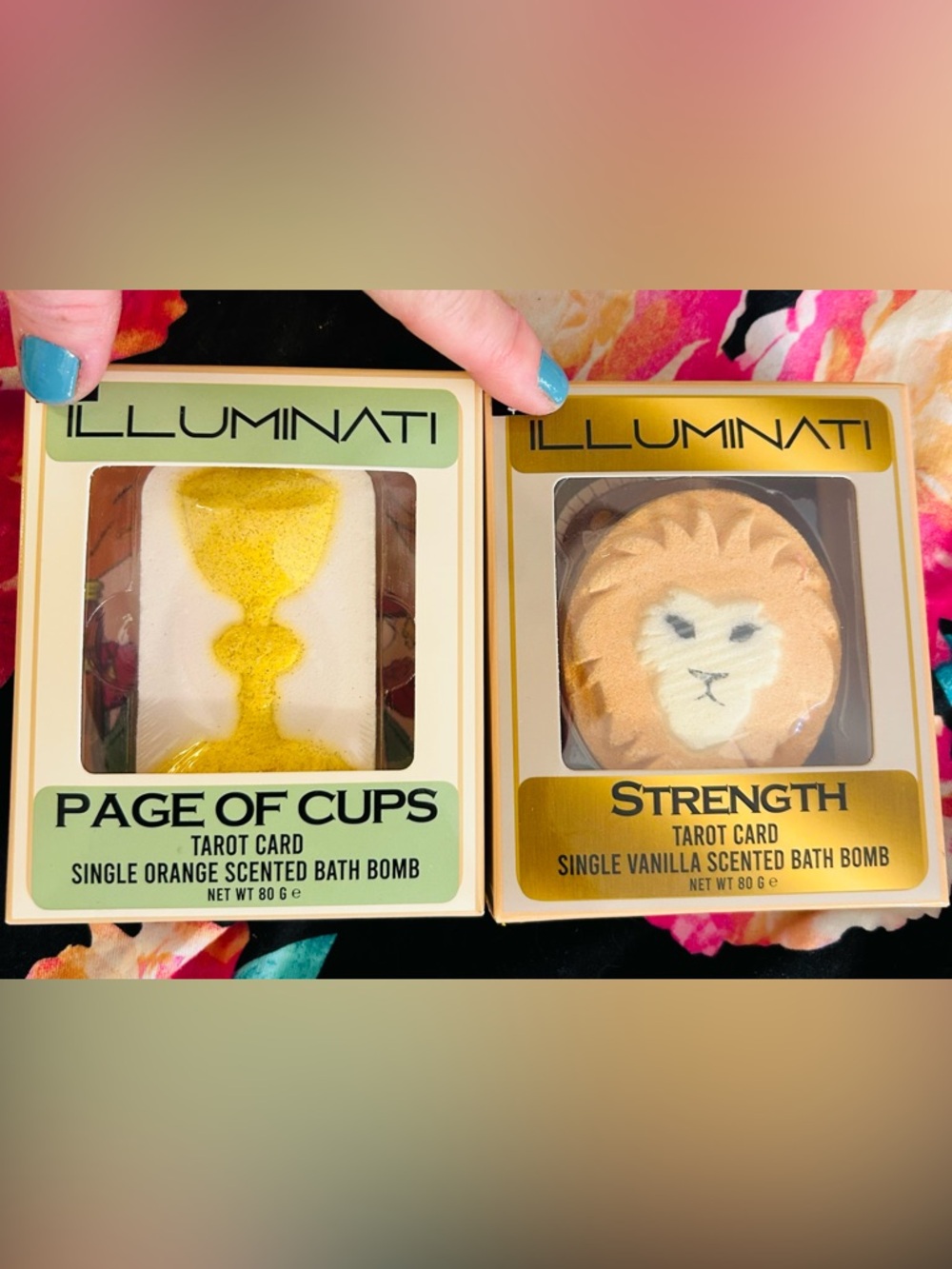 ILLUMINATI Page of Cups & Strength Tarot Card Bath Bombs - Yellow & Tan